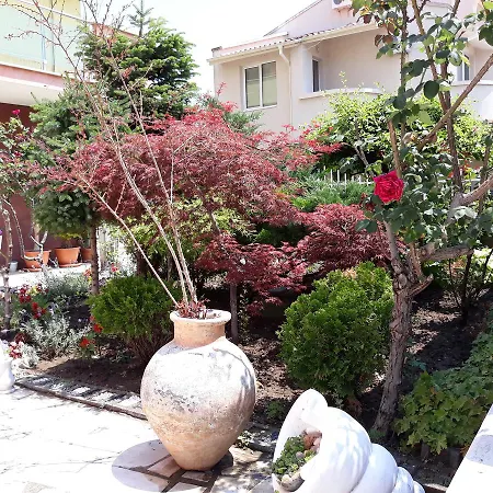 Ralitsa Casa de hóspedes 3*